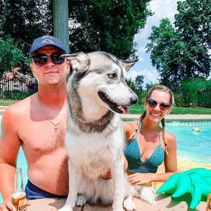 Meet your Posher, Makenzie